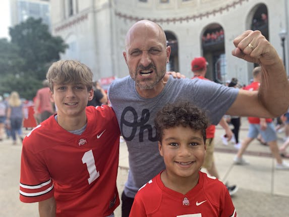 Ohio State Buckeye fans getting ready for the game