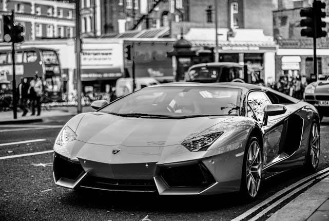 lamborghini-aventador-2932196 1280