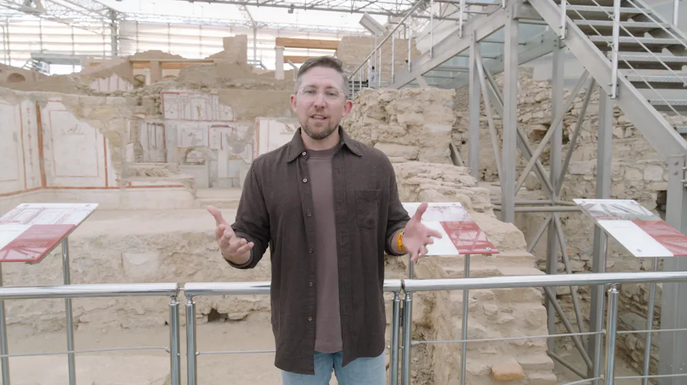 generic journey run graphic orange