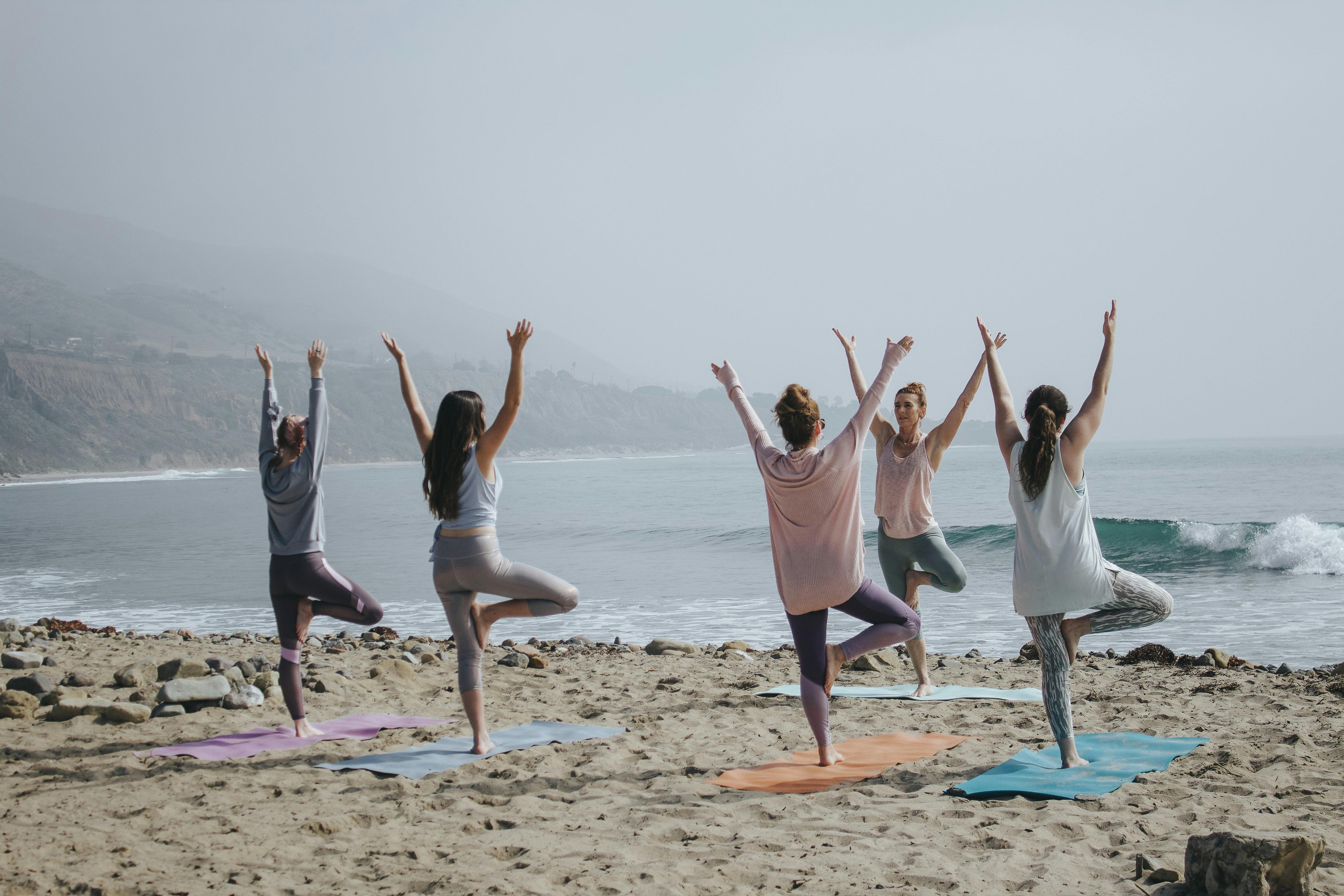 Summer Yoga Classes - Effective Themes for Teaching
